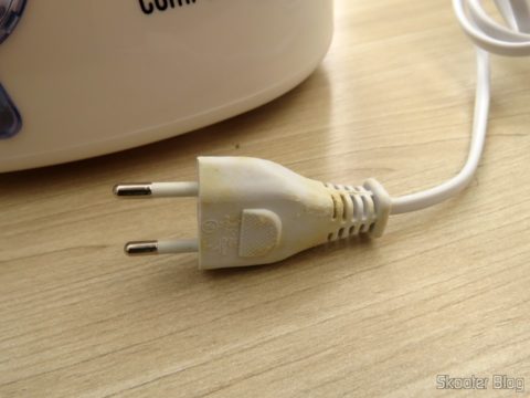 Plug de energia do Umidificador de Ar Ultrassônico Mondial Comfort Air 4 Litros