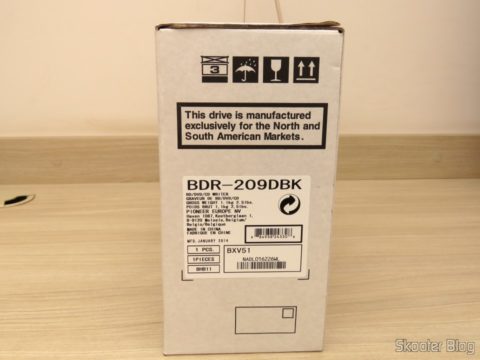 Gravador Blu-ray Pionner BDR 209-DBK, em sua embalagem