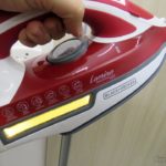 LED que indica temperatura no Ferro a Vapor Black & Decker AJ3000V com Ceramic Gliss