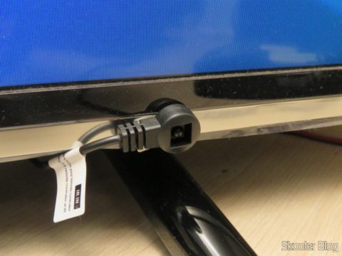 Receptor Infravermelho instalado junto a TV do ponto escravo