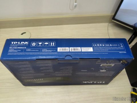 2º Switch Easy Smart Gigabit de 16 Portas TP-Link TL-SG1016DE, em sua embalagem