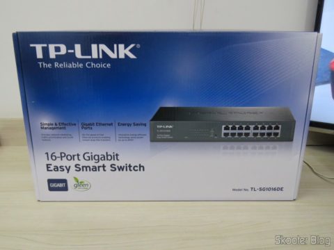 2º Switch Easy Smart Gigabit de 16 Portas TP-Link TL-SG1016DE, em sua embalagem