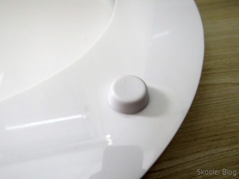 Assento Sanitário Poliéster para Louça Deca Ravena, da marca SedileAssento Sanitário Poliéster para Louça Deca Ravena, da marca Sedile