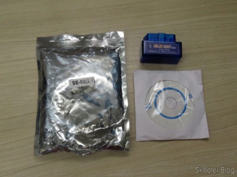 Mini ELM327 V2.1 OBD2 Bluetooth e mini CD com softwares