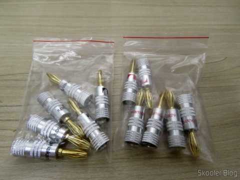 12 Plugs Banana Nakamichi, em suas embalagens