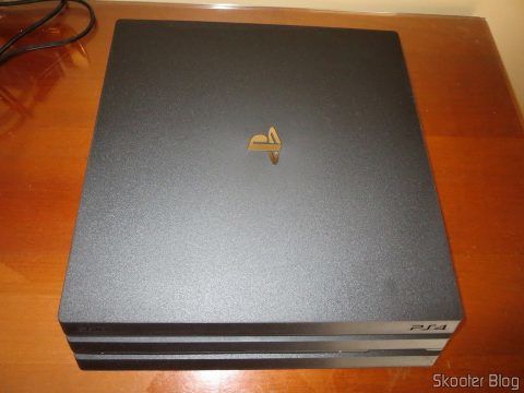 Playstation 4 Pro.