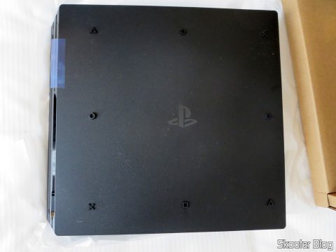 Playstation 4 Pro.