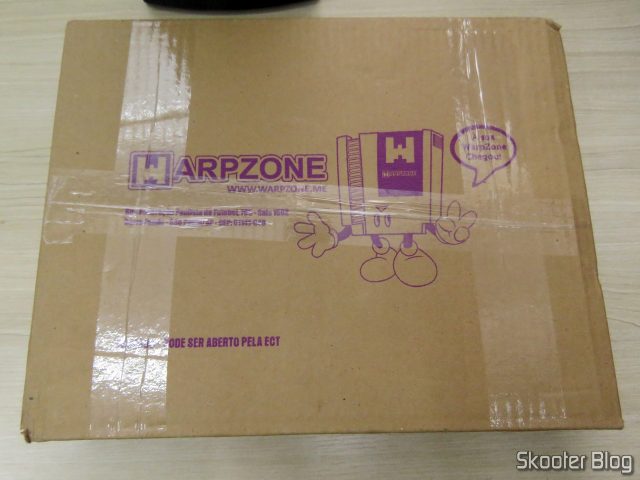 Pacote da WarpZone com o livro Mega Drive Definitivo