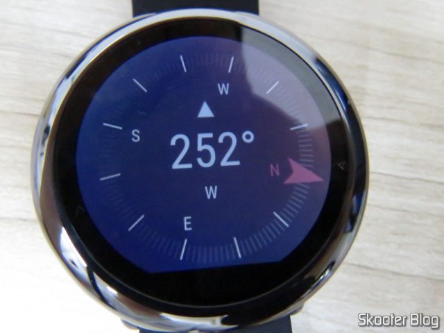 Bússola no Amazfit Pace.