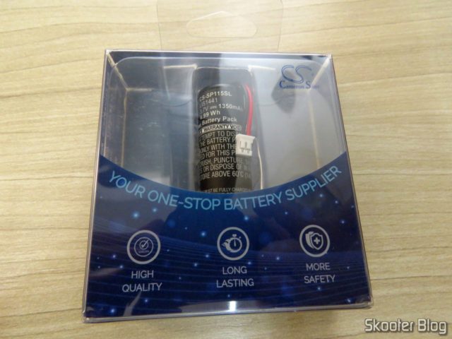2ª, 3ª e 4ª Baterias Cameron Sino CS-SP115SL para Playstation Move Motion Controller (SONY CECH-ZCM1E - LIS1441) 8 Bateria Cameron Sino CS-SP115SL para Playstation Move Motion Controller (SONY CECH-ZCM1E - LIS1441), em sua embalagem.