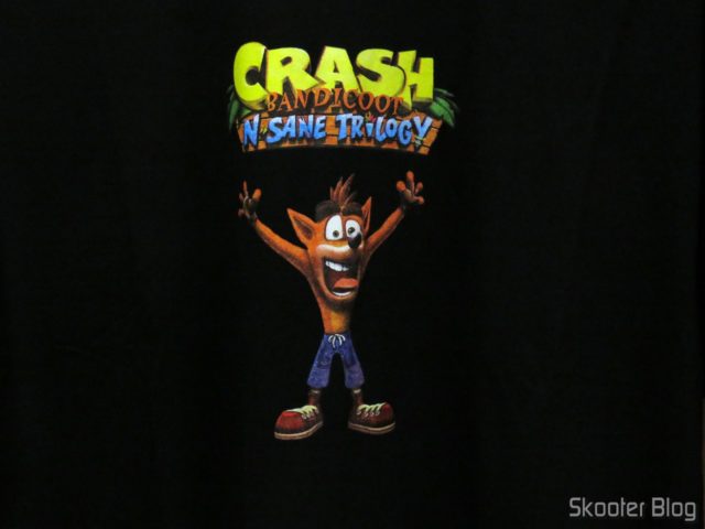 Camiseta exclusiva que veio com o Crash Bandicoot N. Sane Trilogy (PS4)