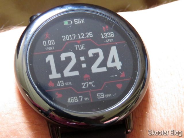 Meu Amazfit Pace com a watchface Prototype Source.