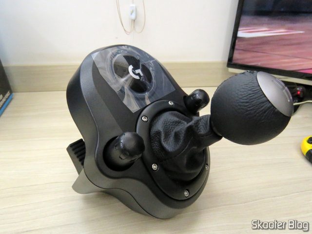 Câmbio Logitech Driving Force Shifter para G29/G920 Preto.