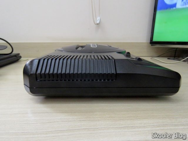 Mega Drive (Sega Genesis), após a limpeza.