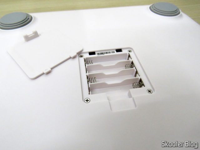 Compartimento da pilhas da Xiaomi Mi Smart Scale 2.
