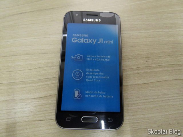 Smartphone Samsung Galaxy J1 Mini Duos.