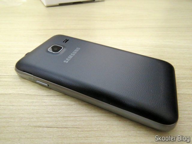 Smartphone Samsung Galaxy J1 Mini Duos.