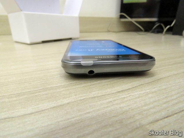 Smartphone Samsung Galaxy J1 Mini Duos.
