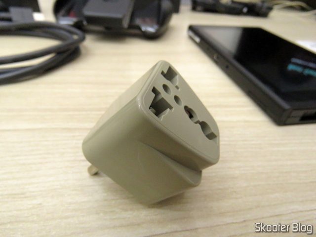 Adaptador Universal para Tomadas Tipo C.