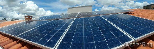 Panorâmica dos Painéis Fotovoltaicos (ignorem a distorção).