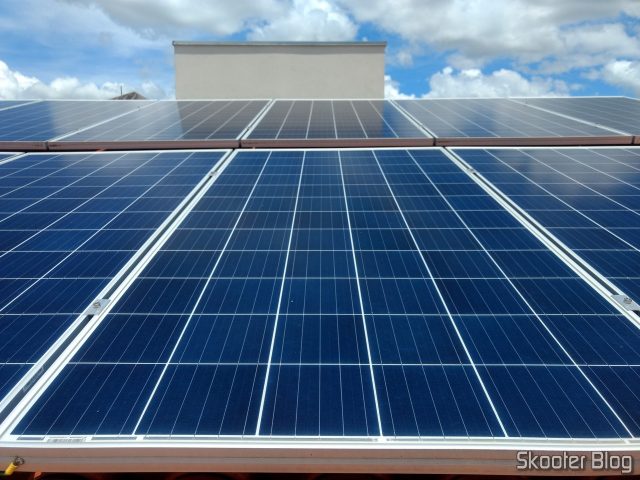 Painéis Fotovoltaicos instalados no meu telhado.