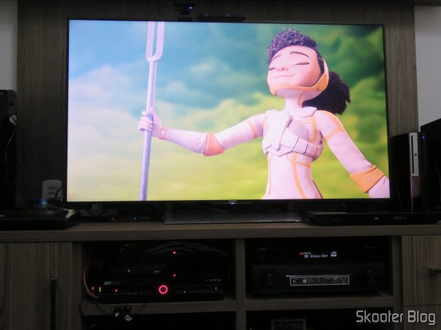 Receiver Yamaha Aventage RX-A870 reproduzindo conteúdo Dolby Atmos / Dolby Digital Plus