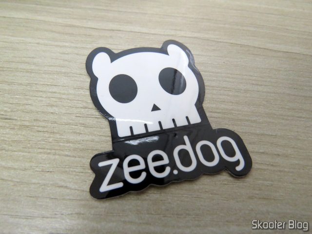 Adesivo que acompanha o Peitoral para Cachorros Zee.Dog Mesh Plus Star Wars Darth Vader M.