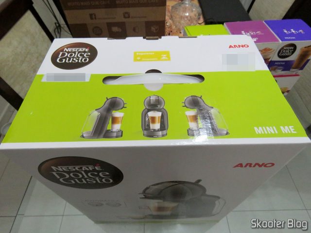 A Cafeteira Nescafé Dolce Gusto Mini Me Preta.