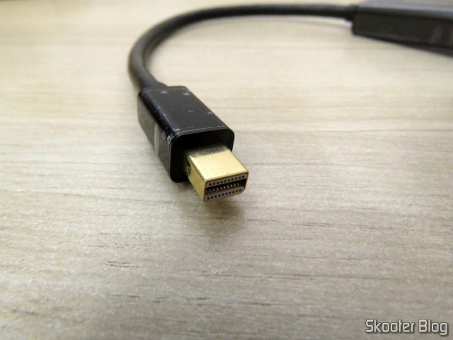 Plug Mini DisplayPort do Adaptador de Mini DisplayPort para HDMI Ugreen.