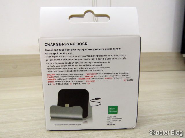 Dock Station para Celular com Plug USB Tipo C, em sua embalagem.