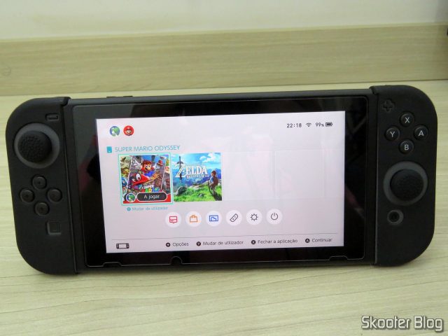 A Película de Vidro Temperado aplicada no Nintendo Switch.