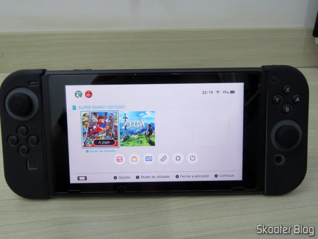 A Película de Vidro Temperado aplicada no Nintendo Switch.