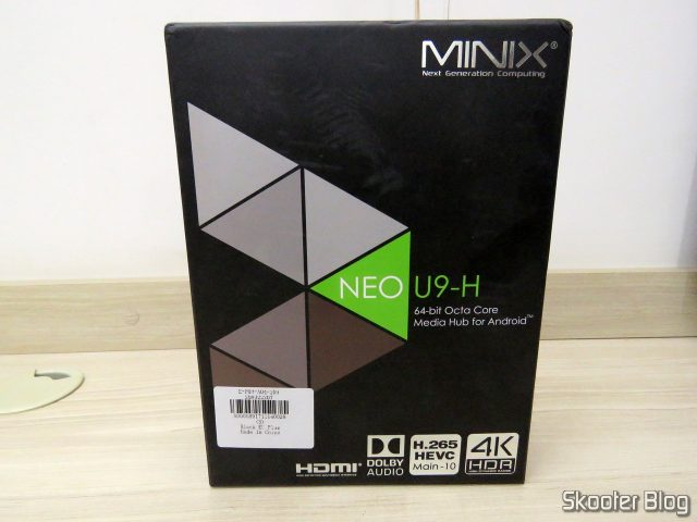 Frente da caixa do Minix NEO U9-H.