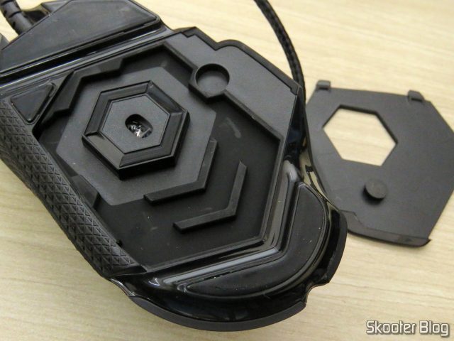 Logitech G502 Proteus Spectrum RGB Tunable Gaming Mouse.