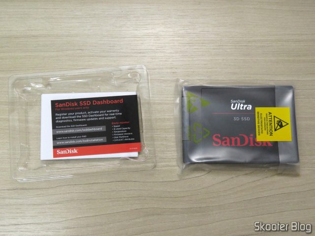 SanDisk 1TB Ultra 3D NAND SATA III SSD - 2.5-inch Solid State Drive - SDSSDH3-1T00-G25, em sua embalagem.
