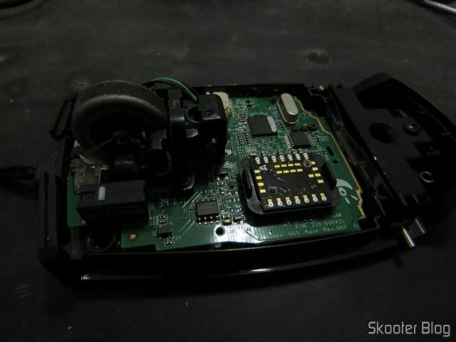 Hora de montar o Logitech G9x novamente.