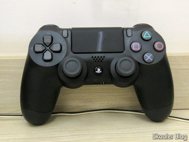 Controle PS4 Playstation 4 Dualshock 4 Original Sony Sem Fio.