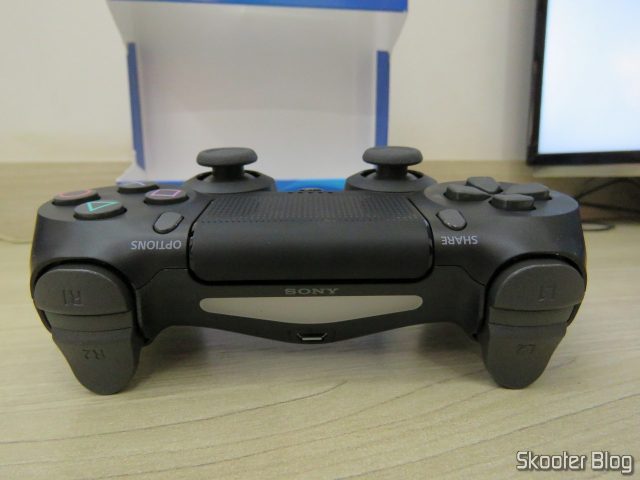 Controle PS4 Playstation 4 Dualshock 4 Original Sony Sem Fio.