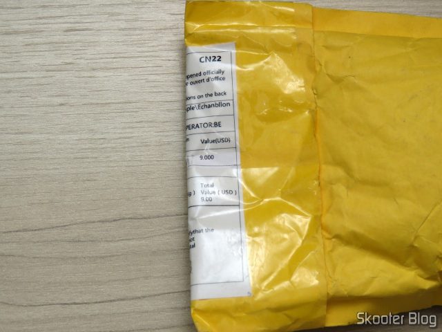 Pacote com as Baterias Recarregáveis 6F22 9V Li-Ion 650 mAh Soshine.