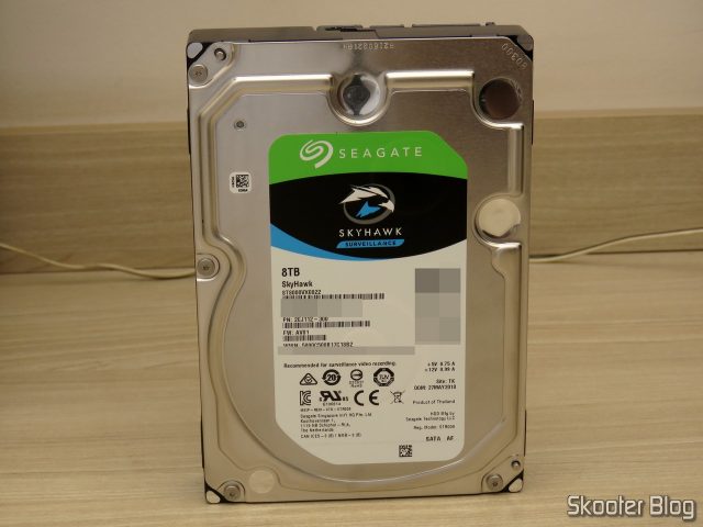 HDD Seagate ST8000VX0022 8TB 7200rpm 256MB cache.