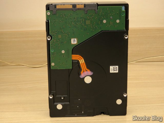 HDD Seagate ST8000VX0022 8TB 7200rpm 256MB cache.