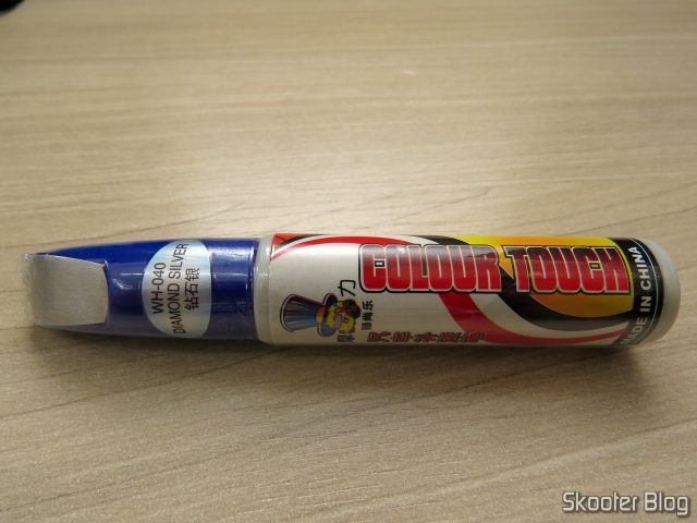 Caneta Reparadora de Riscos de Pintura em Carros.