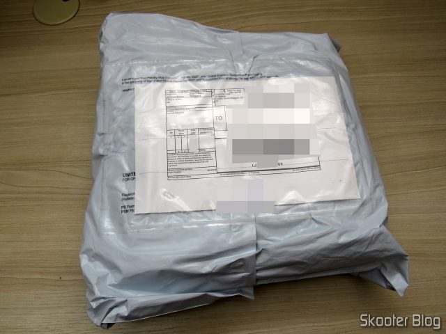 Pacote da Envios Diretos com o Seagate Expansion 8TB Desktop External Hard Drive USB 3.0 (STEB8000100).