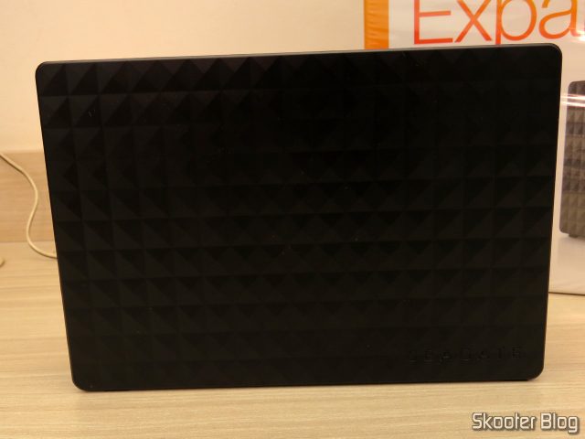 Seagate Expansion 8TB Desktop External Hard Drive USB 3.0 (STEB8000100).
