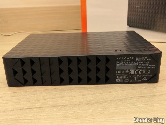 Seagate Expansion 8TB Desktop External Hard Drive USB 3.0 (STEB8000100).