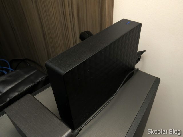 HD Externo Seagate Expansion 8TB em funcionamento.