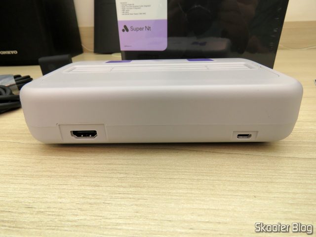 Traseira do Analogue Super Nt.