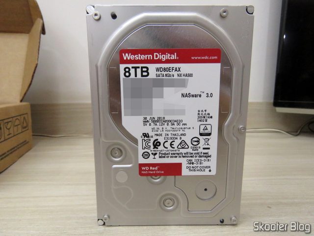 Western Digital Bare Drives WD Red 8TB NAS Hard Disk Drive - 5400 RPM Class SATA 6 GB/S 256 MB Cache 3.5" (WD80EFAX).