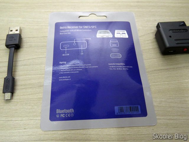 3º Retro Receiver SNES da 8bitdo, em sua embalagem.