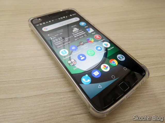 Capa de TPU Silicone Transparente à Prova de Choque para Moto Z Play.